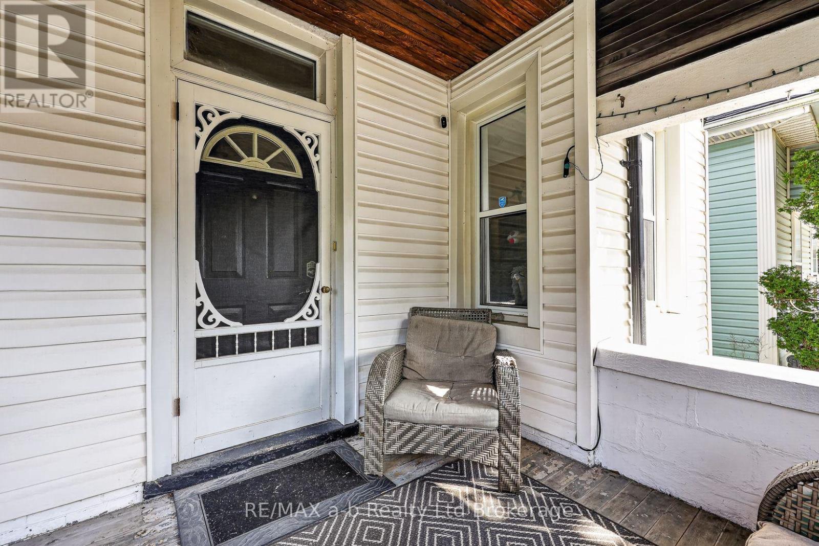 553 Mary Street, Woodstock (Woodstock - North), Ontario  N4S 4S8 - Photo 8 - X13796554