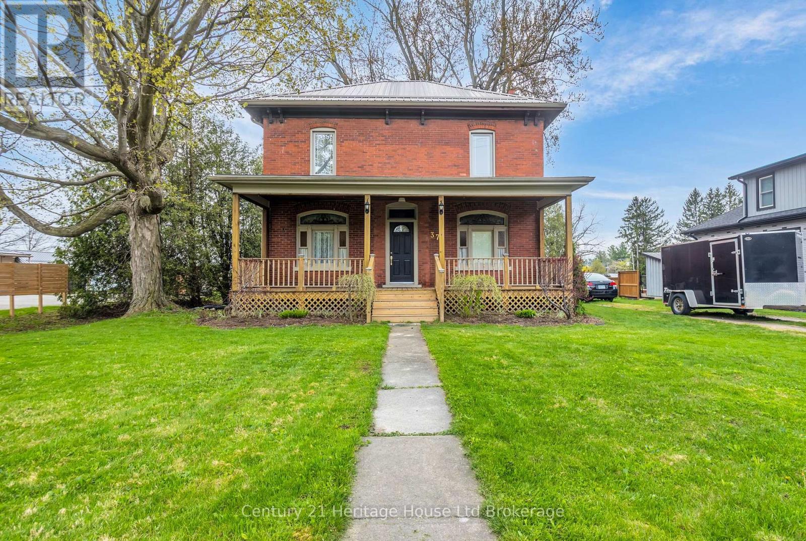 37 Church Street E, Norwich (Burgessville), Ontario  N0J 1P0 - Photo 2 - X13797316