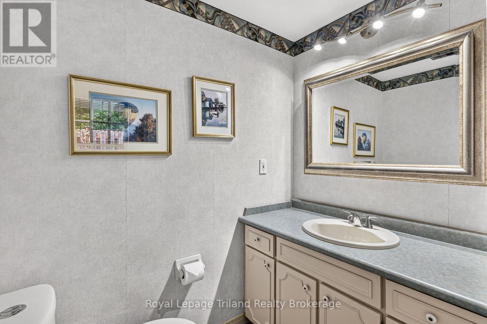 184 Washington Street, Zorra (Thamesford), Ontario  N0M 2M0 - Photo 29 - X13803878