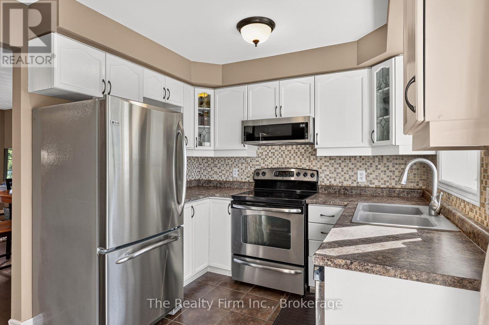 35 Beech Boulevard, Tillsonburg, Ontario  N4G 5R8 - Photo 11 - X13809826