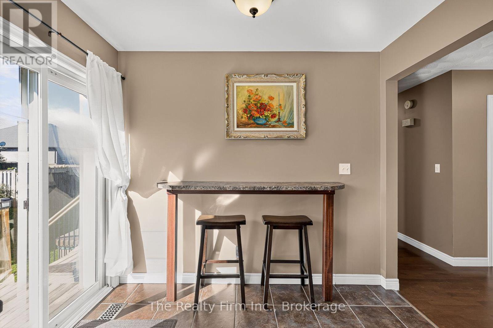 35 Beech Boulevard, Tillsonburg, Ontario  N4G 5R8 - Photo 12 - X13809826