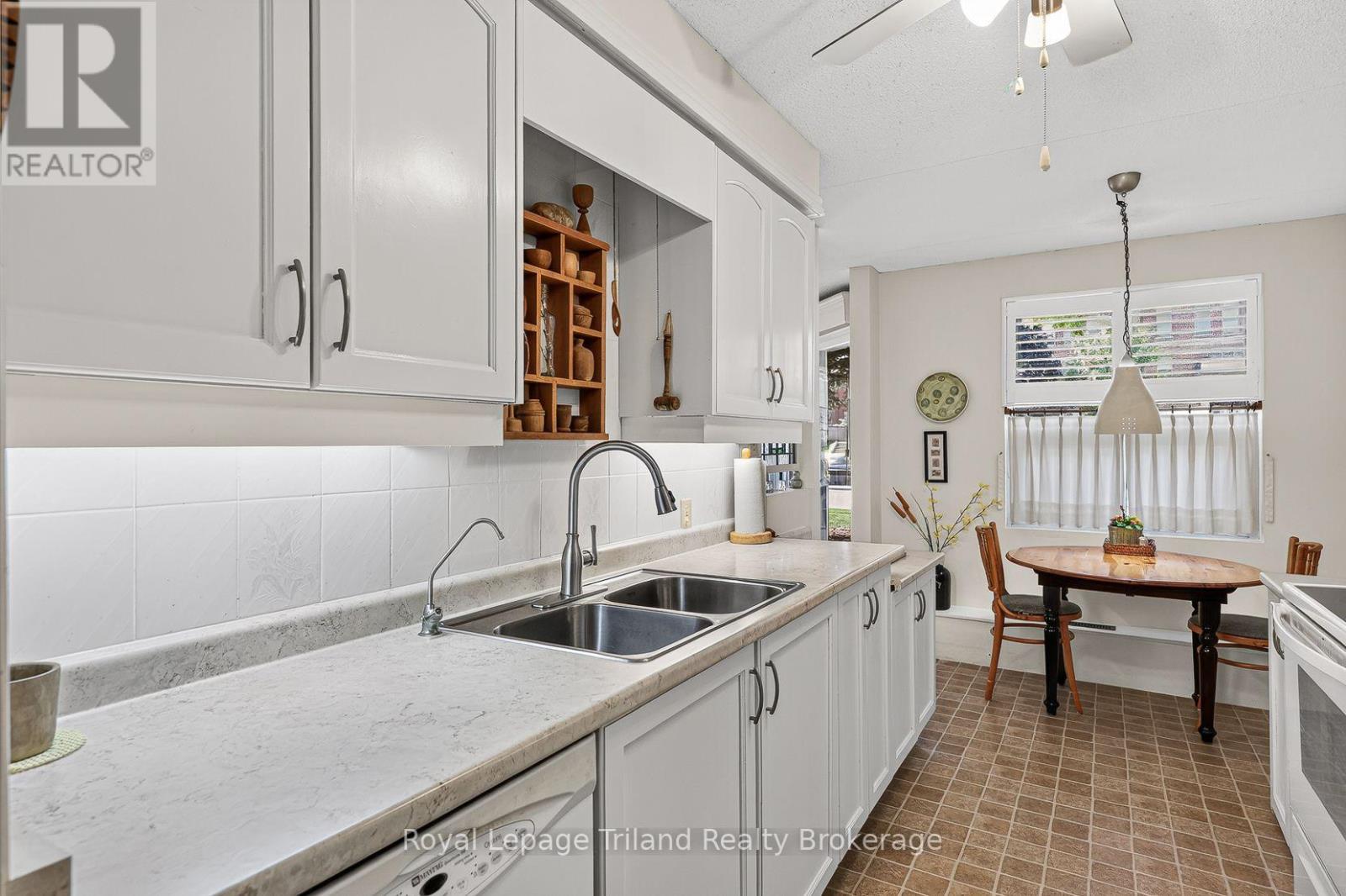 101 - 217 Thames Street S, Ingersoll (Ingersoll - South), Ontario  N5C 2T6 - Photo 18 - X13811660