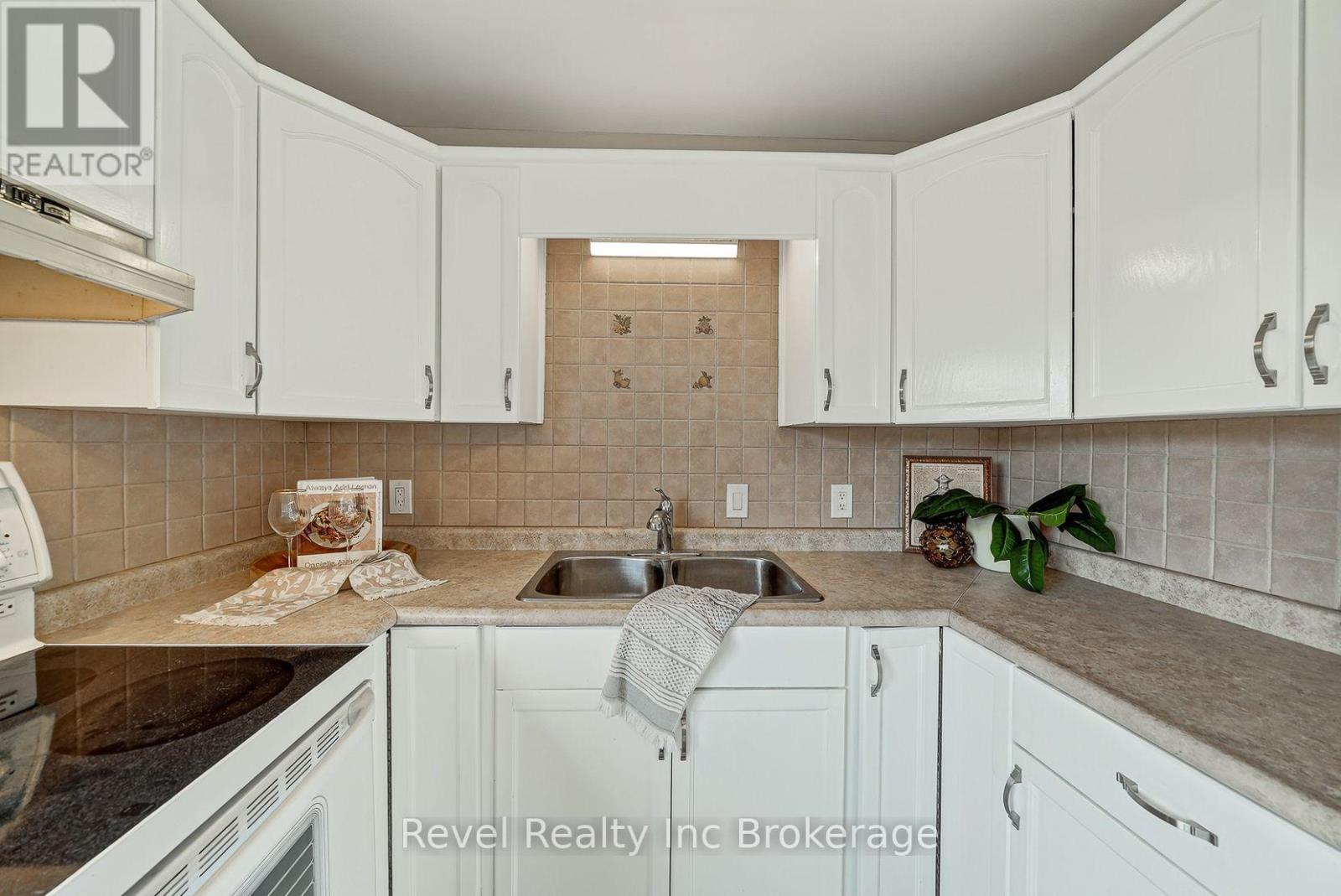 995 Cree Avenue, Woodstock (Woodstock - North), Ontario  N4T 1E7 - Photo 23 - X13812076