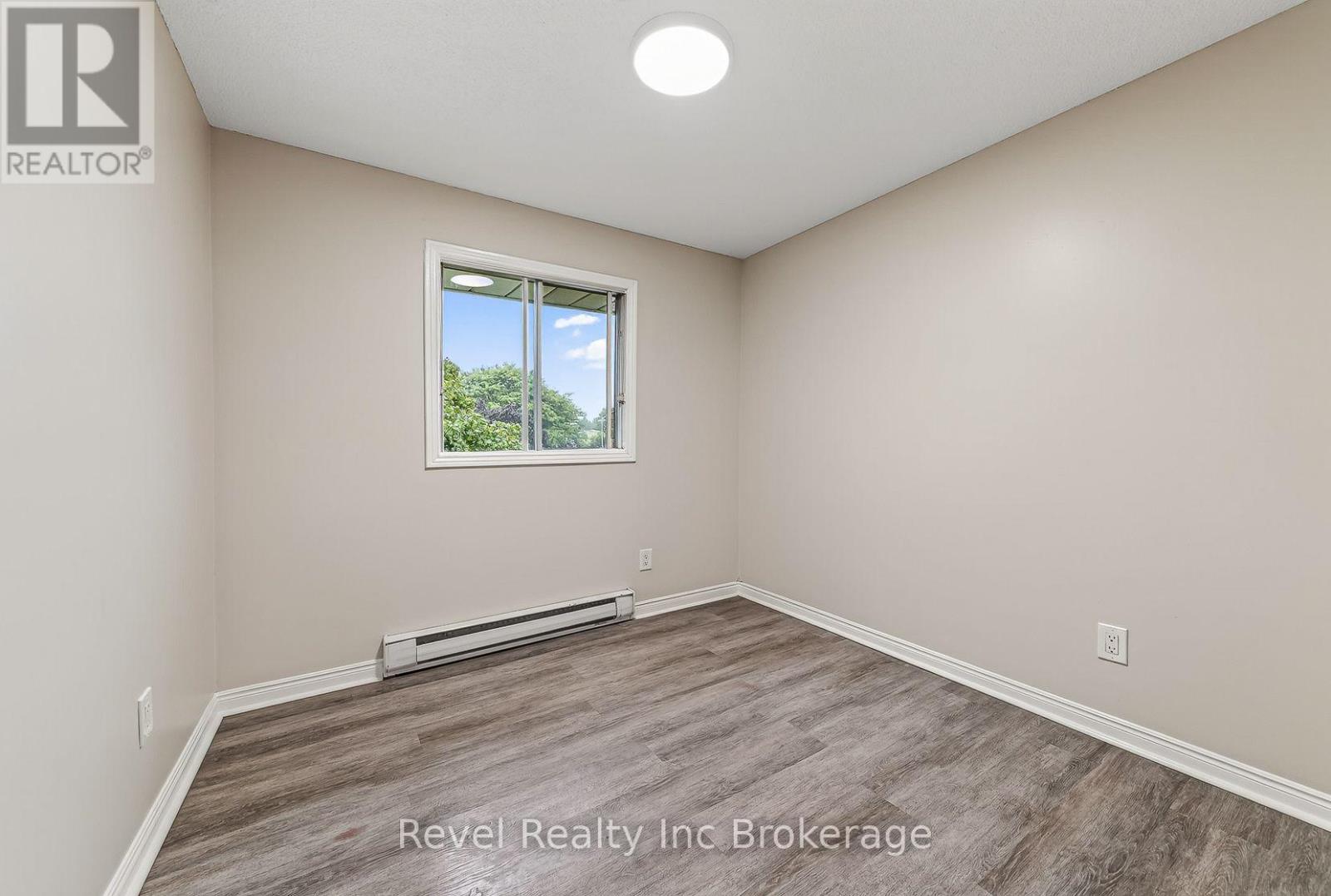 995 Cree Avenue, Woodstock (Woodstock - North), Ontario  N4T 1E7 - Photo 28 - X13812076