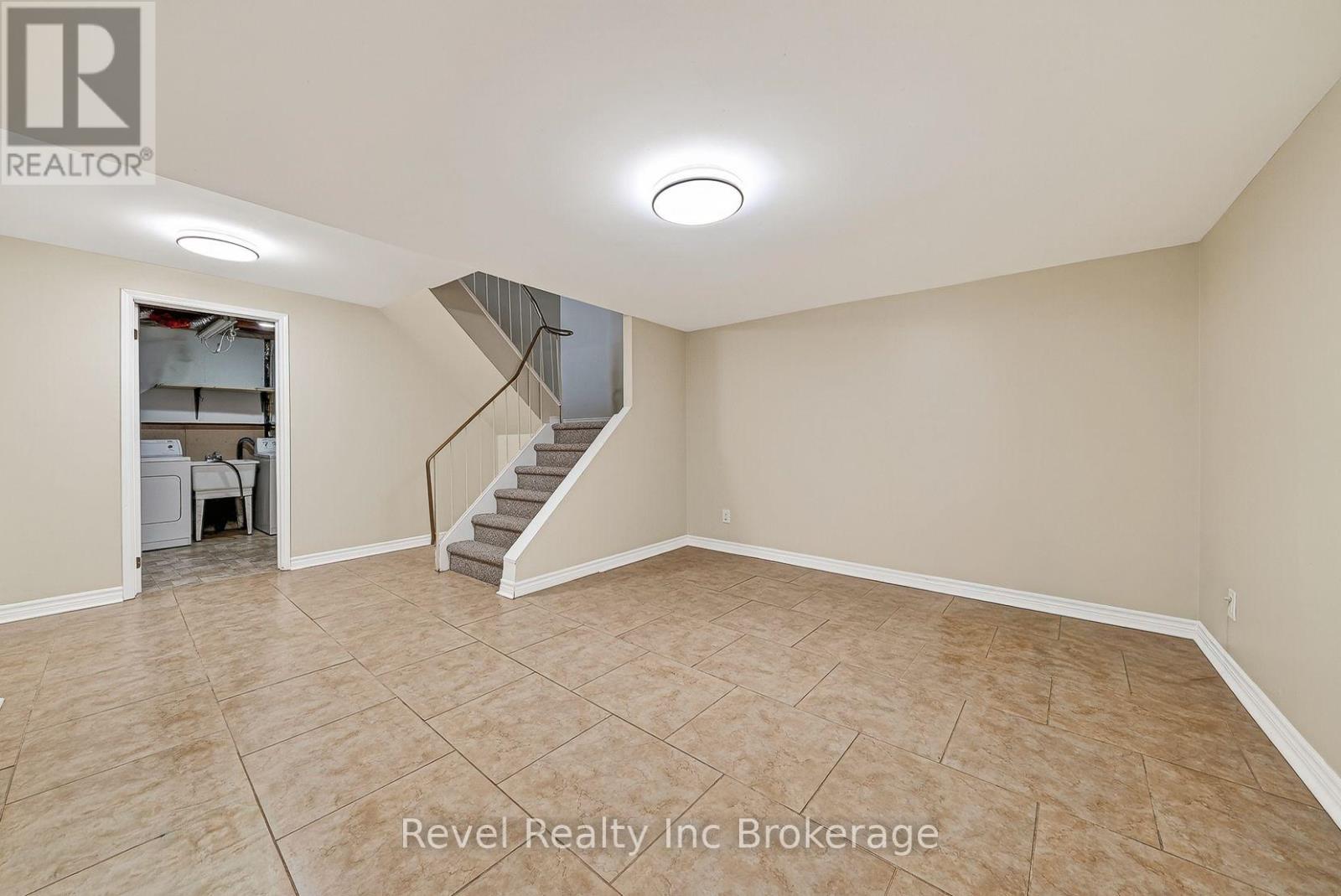 995 Cree Avenue, Woodstock (Woodstock - North), Ontario  N4T 1E7 - Photo 33 - X13812076