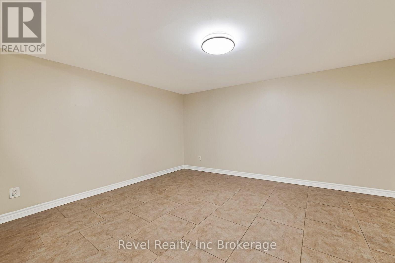 995 Cree Avenue, Woodstock (Woodstock - North), Ontario  N4T 1E7 - Photo 34 - X13812076