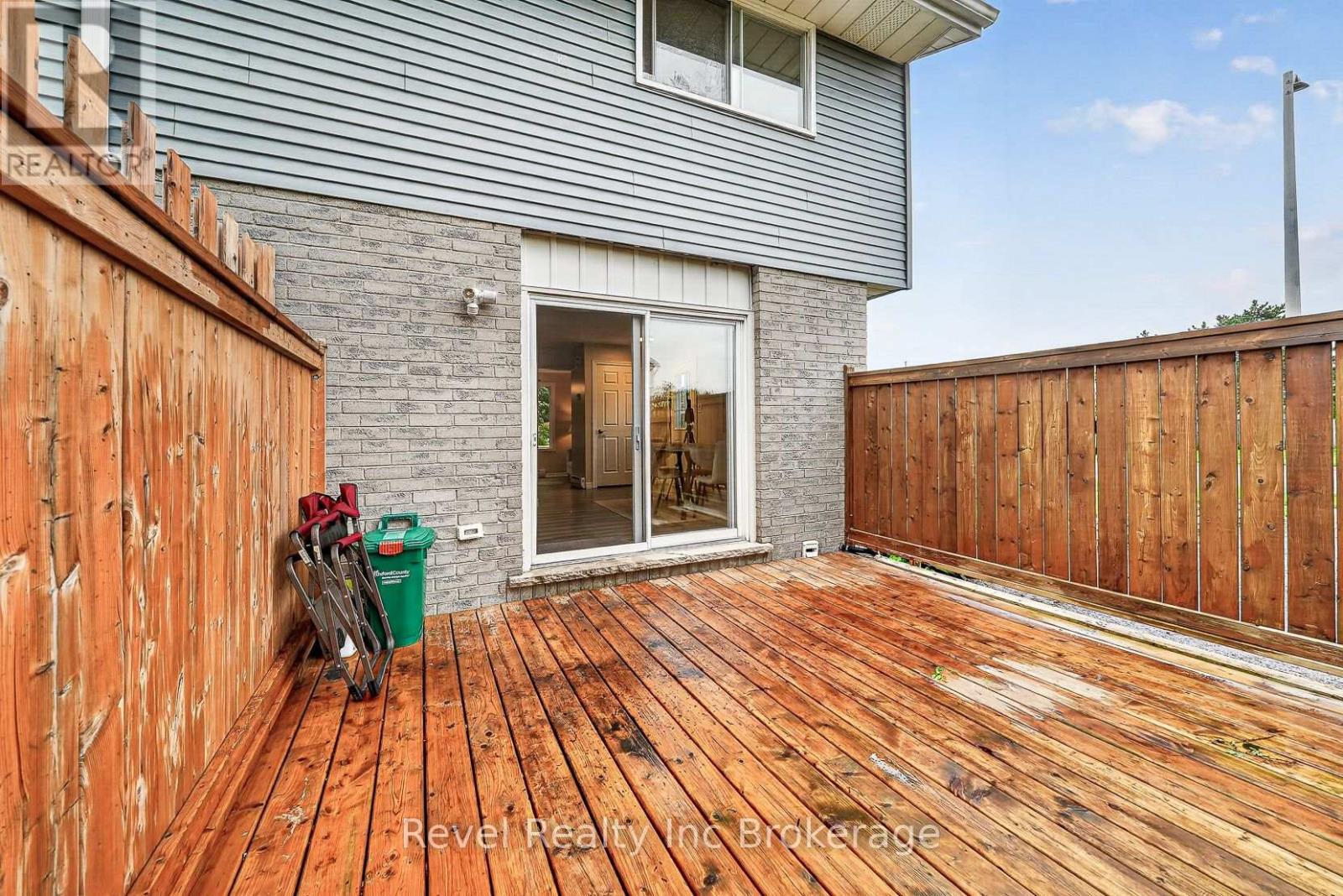 995 Cree Avenue, Woodstock (Woodstock - North), Ontario  N4T 1E7 - Photo 36 - X13812076