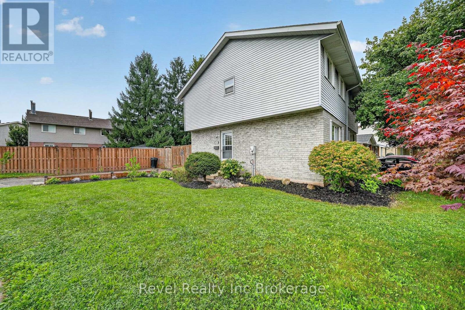 995 Cree Avenue, Woodstock (Woodstock - North), Ontario  N4T 1E7 - Photo 5 - X13812076