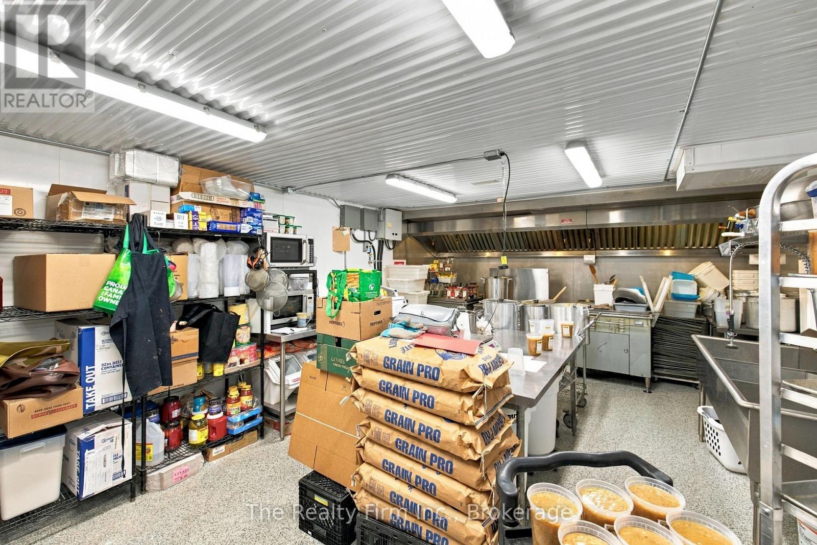 226 Middle Townline Road, Brant (Burford), Ontario  N0E 1E0 - Photo 11 - X13812198