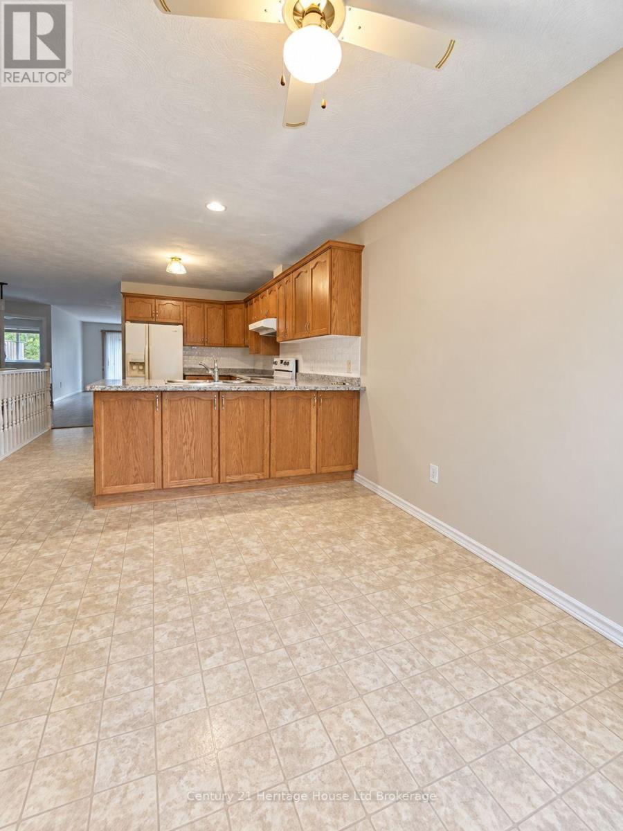 28 - 928 Lorene Street, Woodstock (Woodstock - North), Ontario  N4S 5N8 - Photo 8 - X13812982