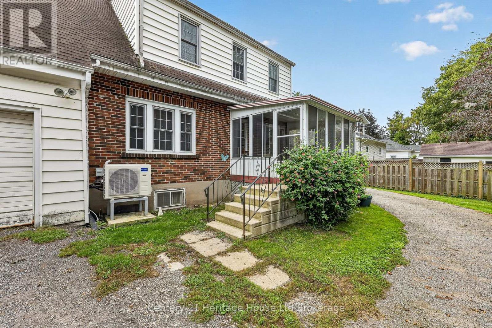 143 Charles Street E, Ingersoll (Ingersoll - South), Ontario  N5C 1J9 - Photo 37 - X13814386