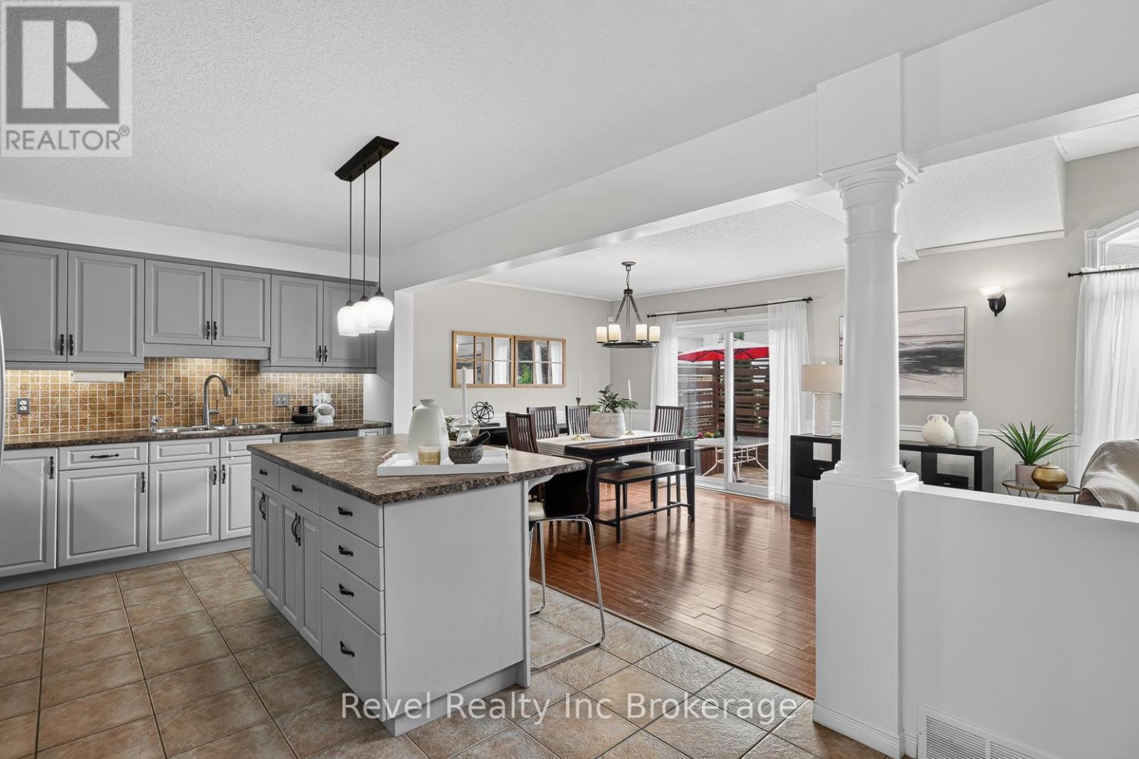 762 Frontenac Crescent, Woodstock (Woodstock - South), Ontario  N4V 0B1 - Photo 14 - X13815432