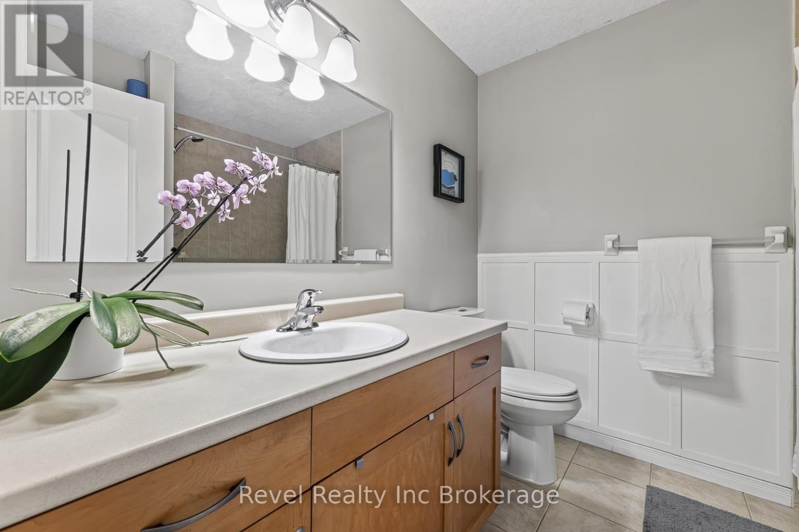 762 Frontenac Crescent, Woodstock (Woodstock - South), Ontario  N4V 0B1 - Photo 24 - X13815432