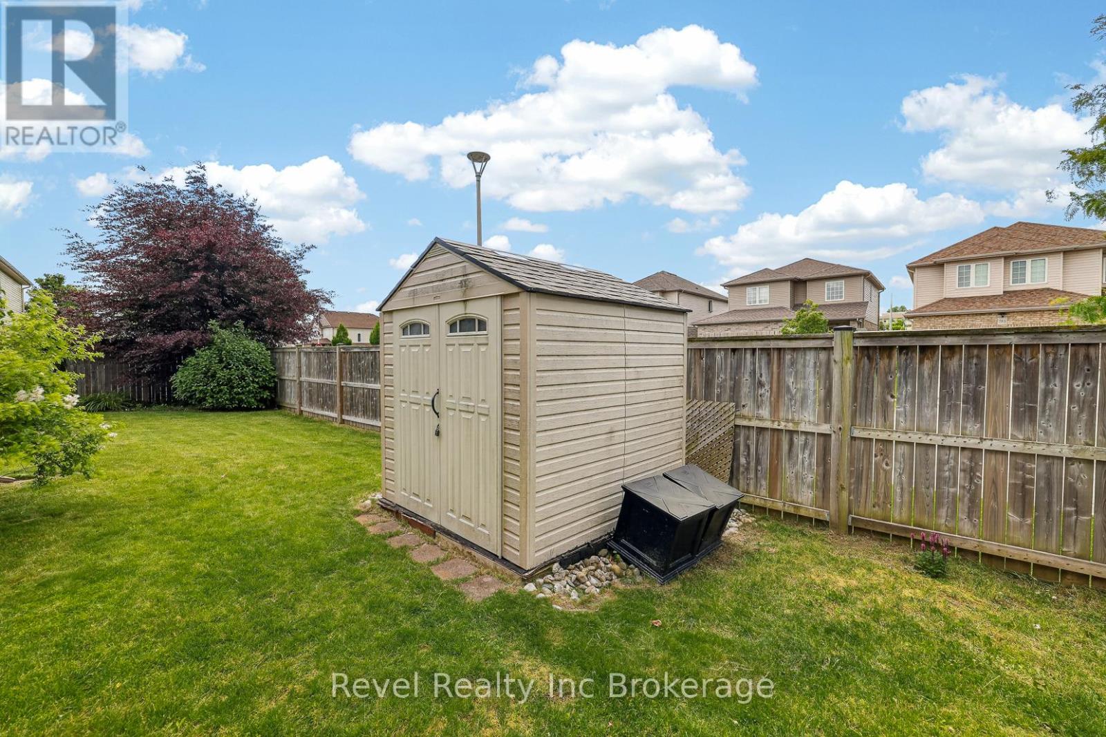 762 Frontenac Crescent, Woodstock (Woodstock - South), Ontario  N4V 0B1 - Photo 37 - X13815432