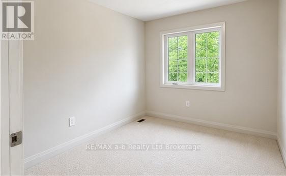 210 Middleton Street, Zorra (Thamesford), Ontario  N0M 2N0 - Photo 12 - X13816074