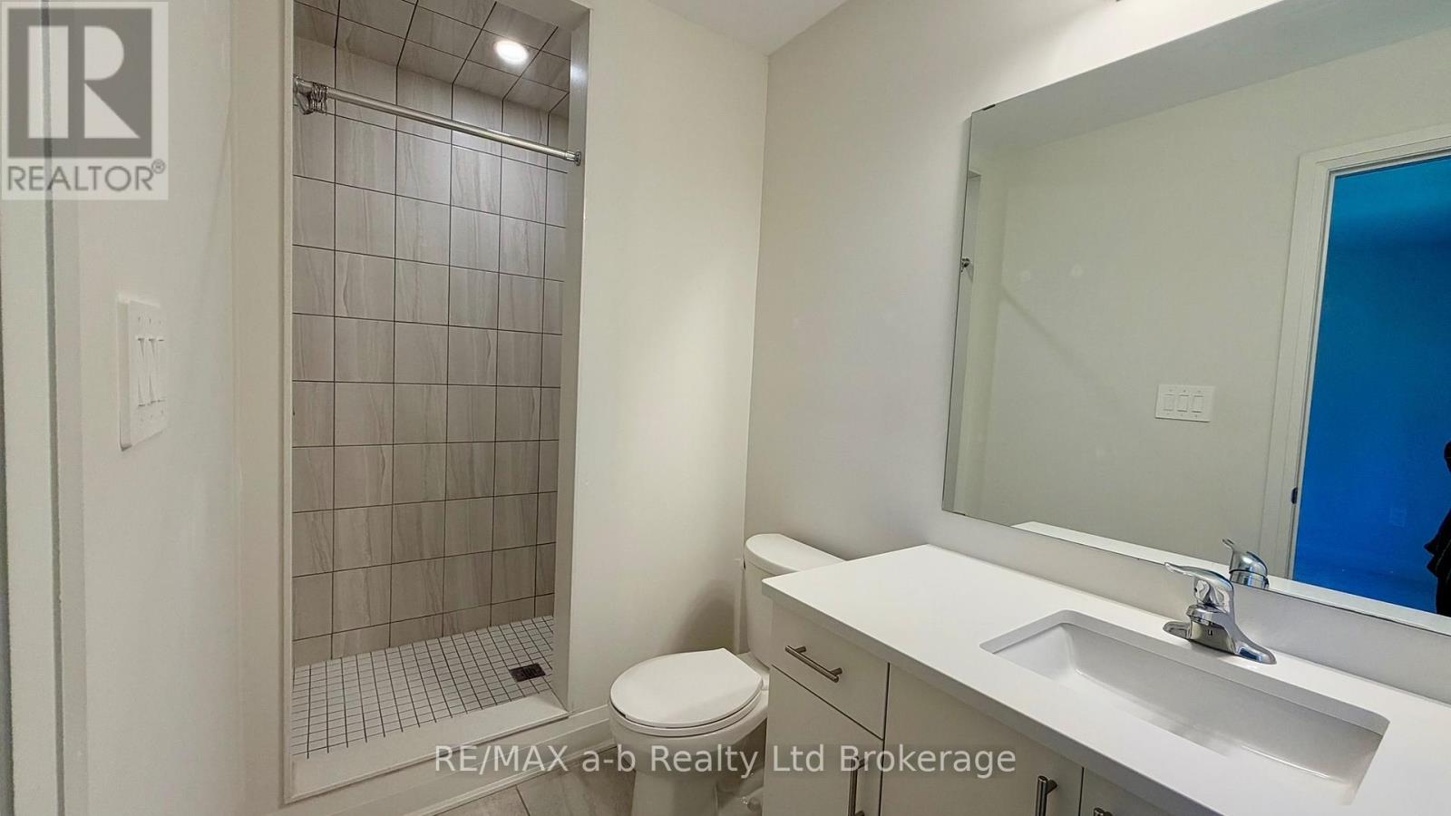 210 Middleton Street, Zorra (Thamesford), Ontario  N0M 2N0 - Photo 9 - X13816074
