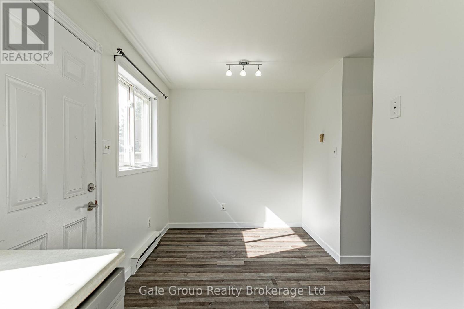 4 - 370 Springbank Avenue, Woodstock (Woodstock - North), Ontario  N4T 1L3 - Photo 10 - X13817748