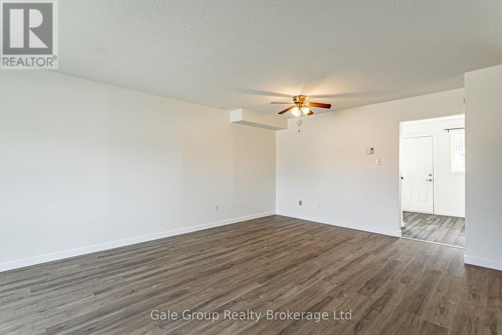 4 - 370 Springbank Avenue, Woodstock (Woodstock - North), Ontario  N4T 1L3 - Photo 4 - X13817748