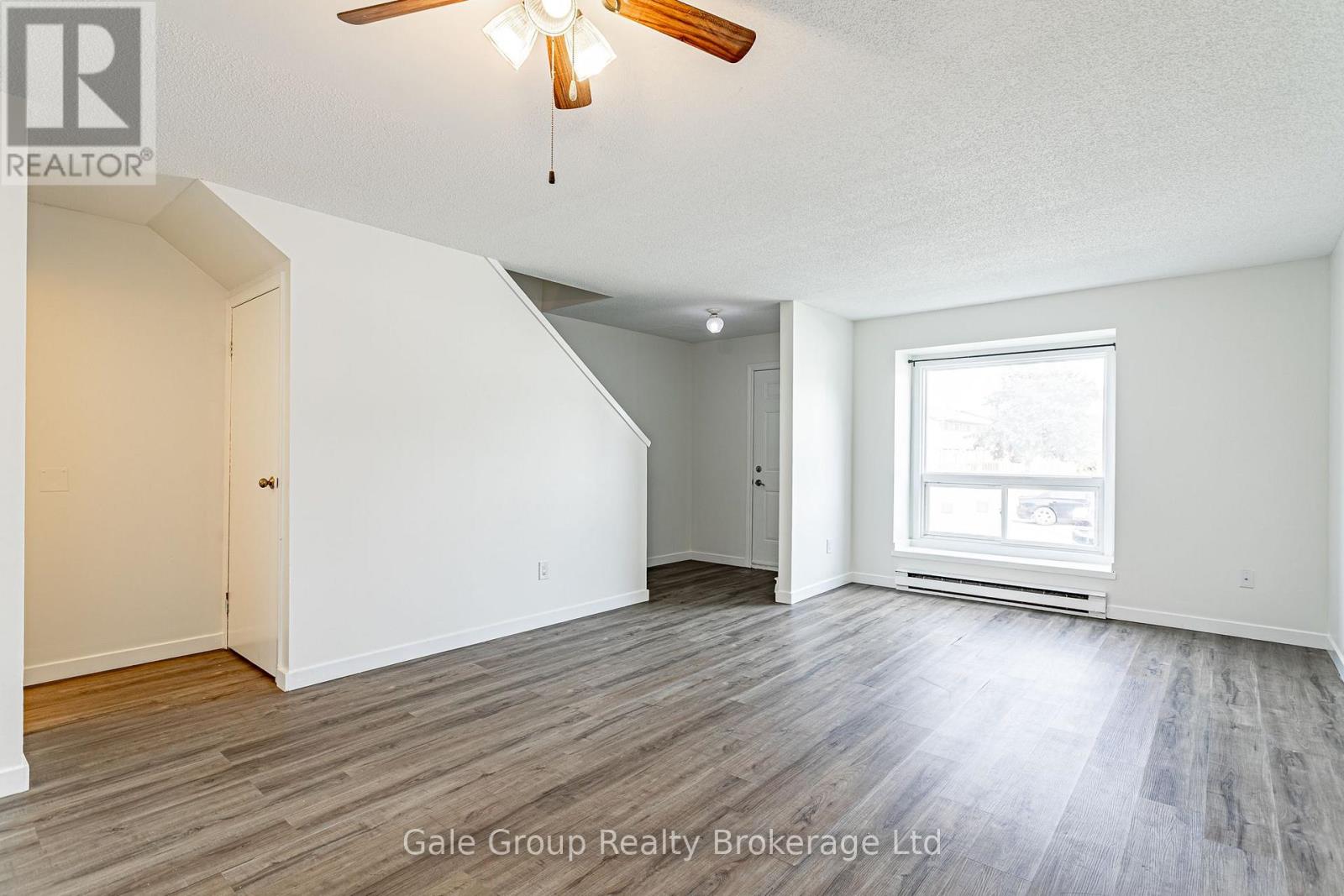4 - 370 Springbank Avenue, Woodstock (Woodstock - North), Ontario  N4T 1L3 - Photo 5 - X13817748