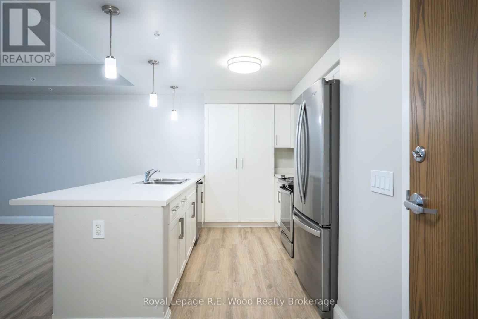 202 - 8 Centre Street, Norwich (Norwich Town), Ontario  N0J 1P0 - Photo 4 - X13820172