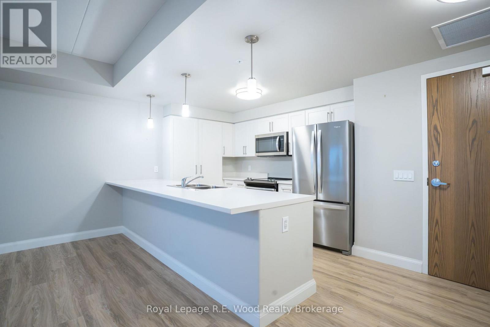 202 - 8 Centre Street, Norwich (Norwich Town), Ontario  N0J 1P0 - Photo 6 - X13820172