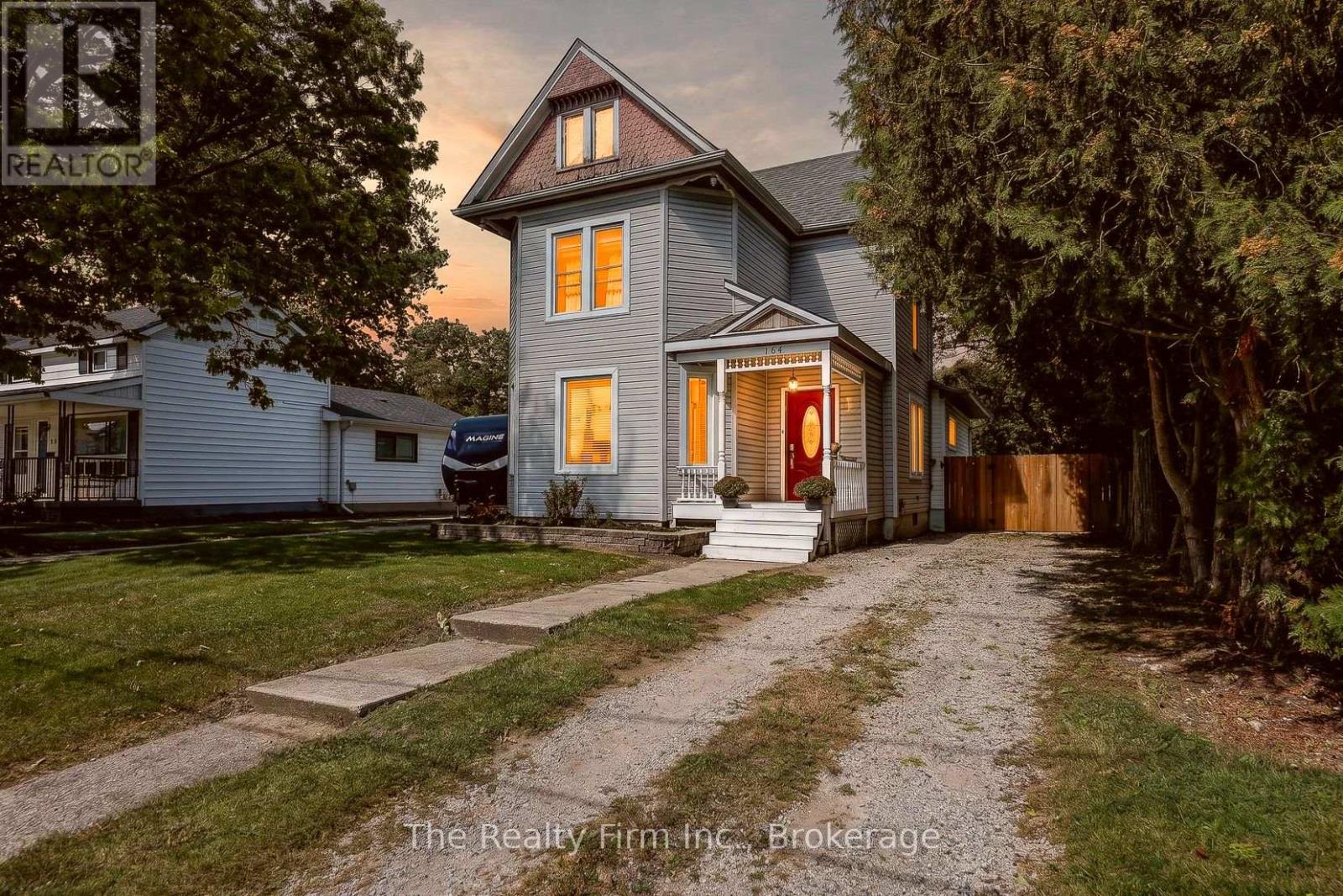 164 Victoria Street, Ingersoll (Ingersoll - North), Ontario  N5C 2N1 - Photo 2 - X13823284
