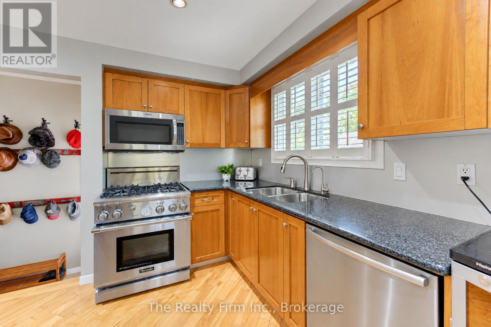218 Forestwood Drive, Kitchener, Ontario  N2N 1B9 - Photo 11 - X13823618