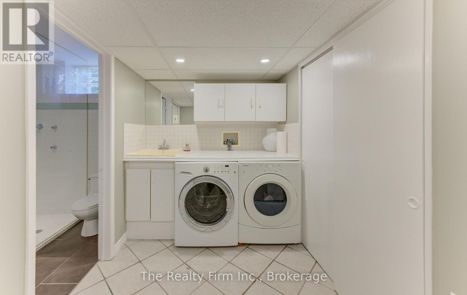 218 Forestwood Drive, Kitchener, Ontario  N2N 1B9 - Photo 34 - X13823618