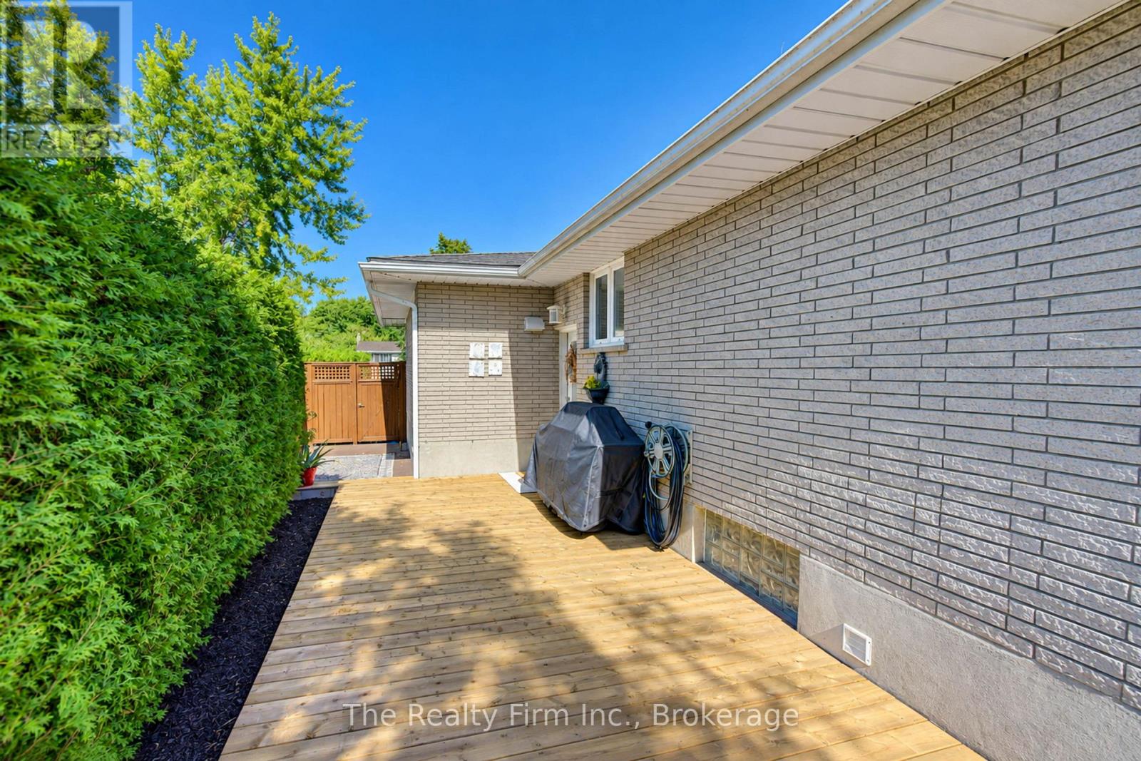 218 Forestwood Drive, Kitchener, Ontario  N2N 1B9 - Photo 45 - X13823618