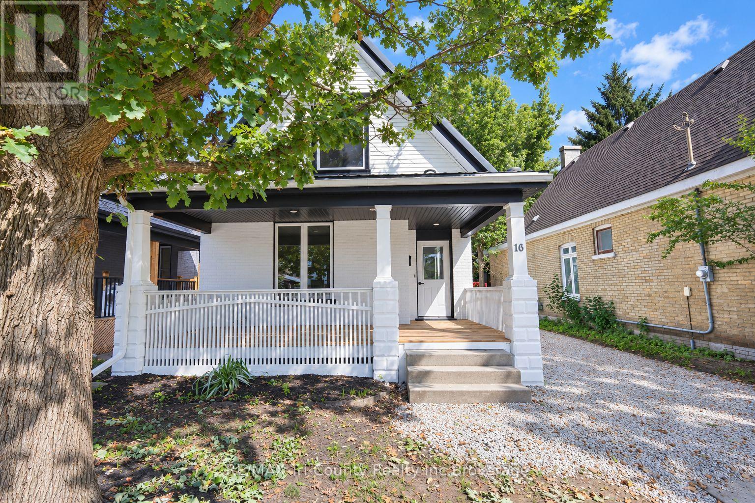 16 Redan Street, London East (East L), Ontario  N5Z 1Y8 - Photo 2 - X13824316