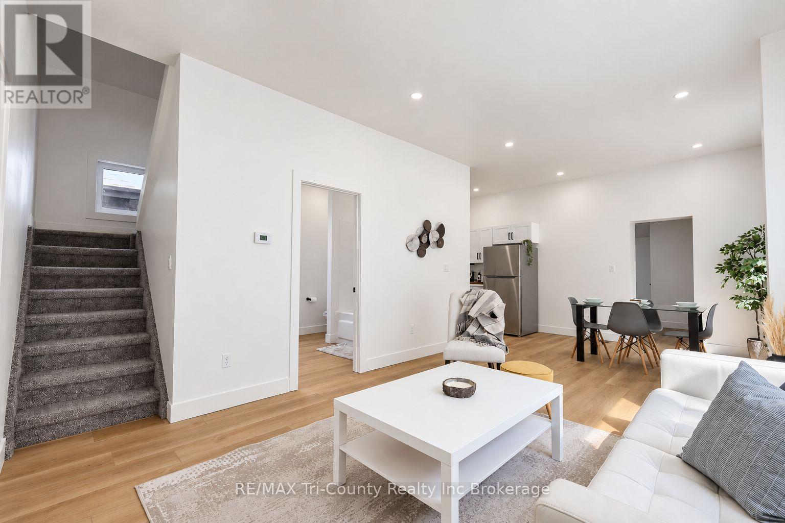 16 Redan Street, London East (East L), Ontario  N5Z 1Y8 - Photo 5 - X13824316