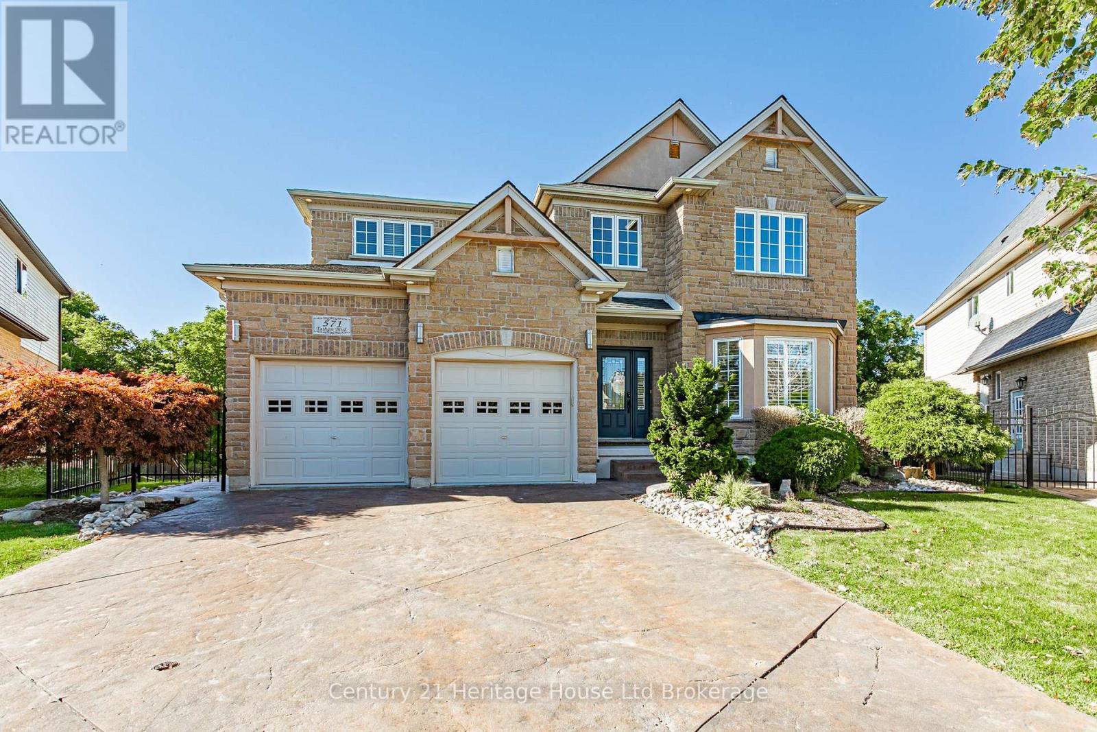 571 Tatham Boulevard, Woodstock (Woodstock - North), Ontario  N4T 0A7 - Photo 2 - X13828550