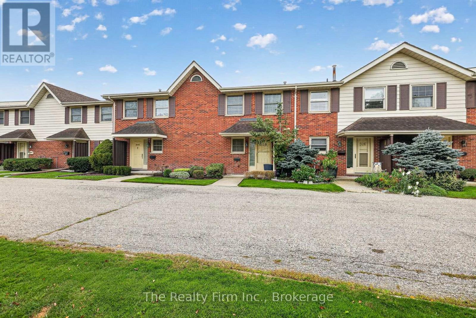 528 Ingersoll Avenue, Woodstock (Woodstock - North), Ontario  N4S 4Y2 - Photo 2 - X13828942
