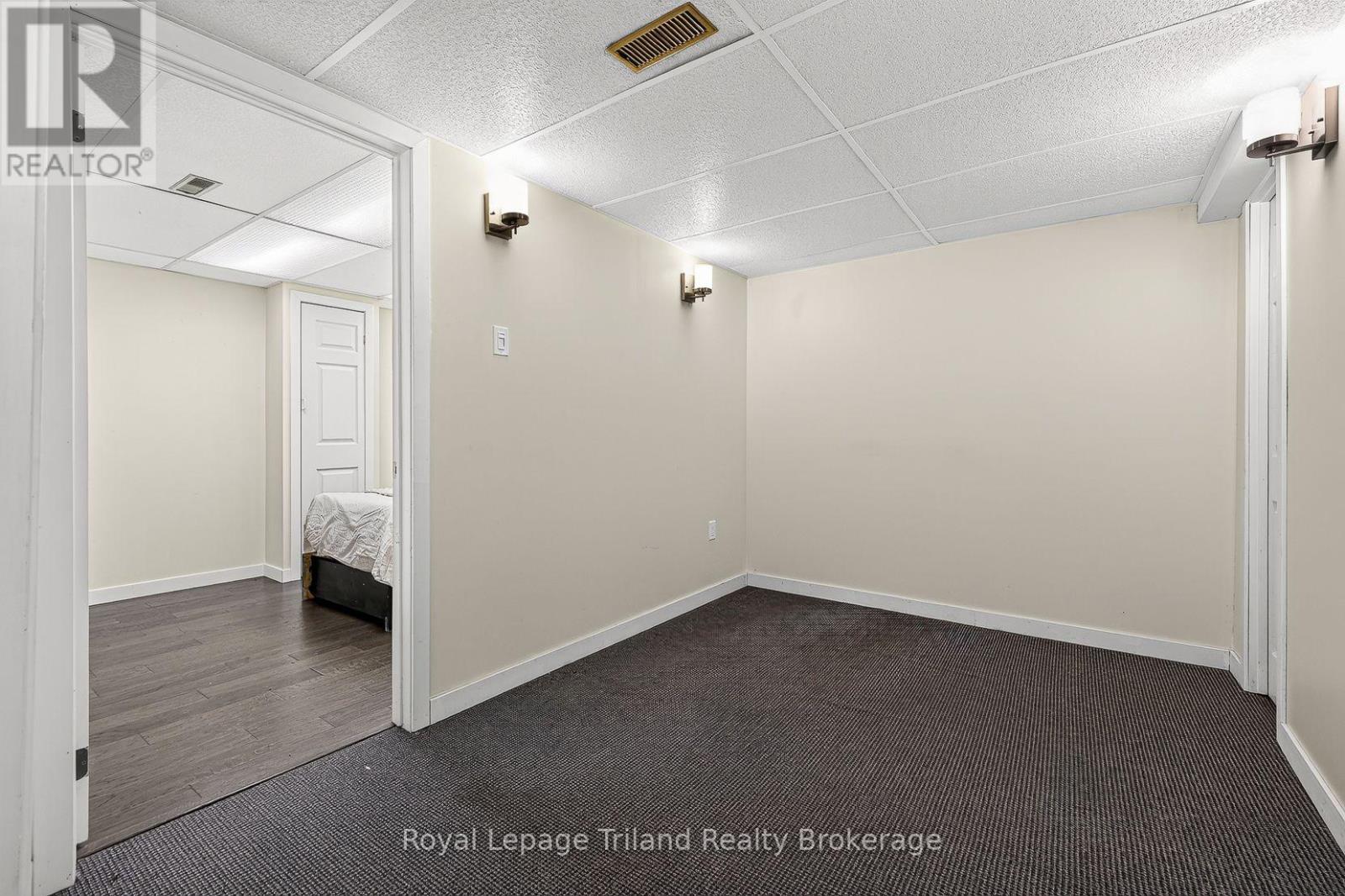 43 Dundee Court, London South (South G), Ontario  N6C 5E4 - Photo 32 - X13831286