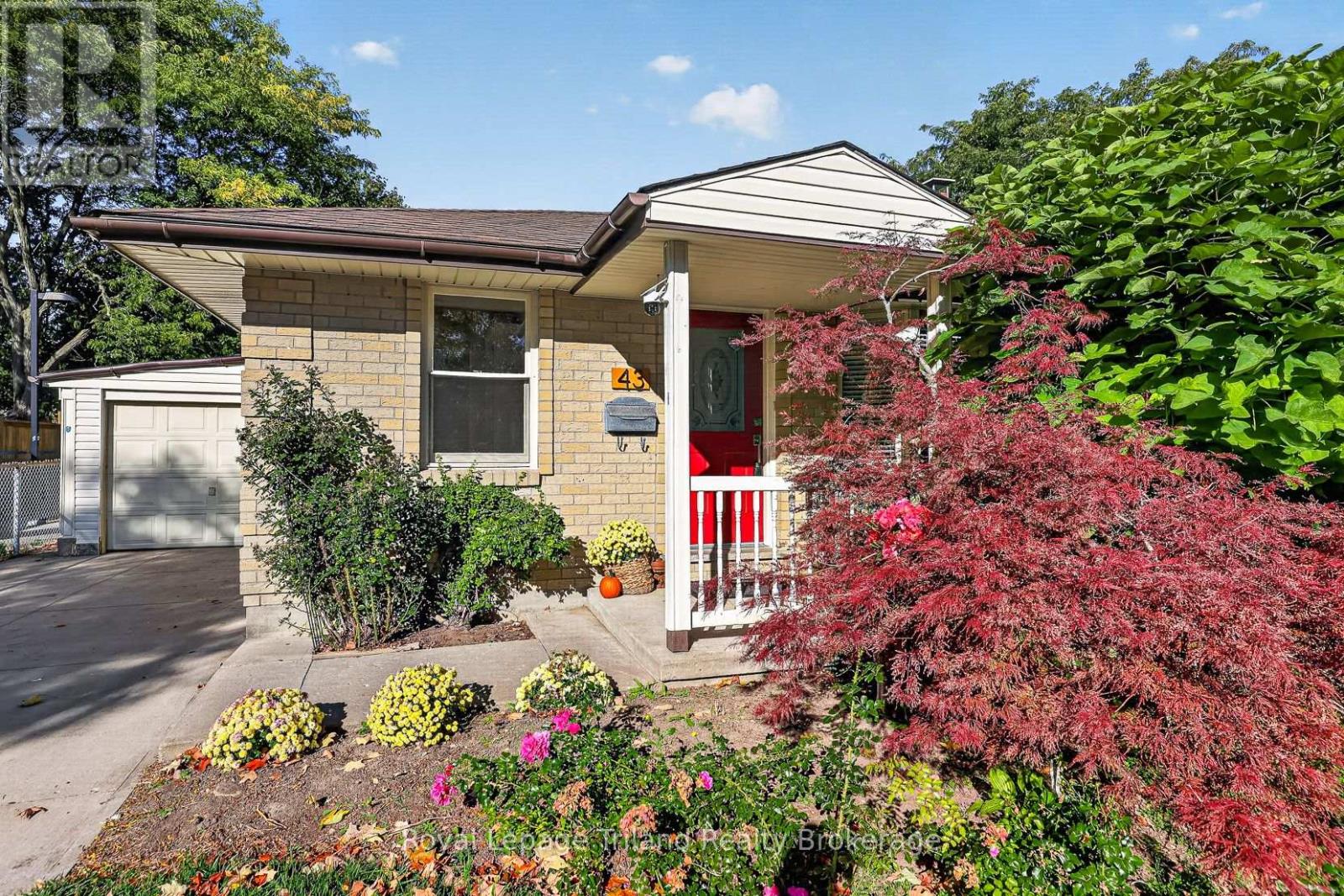 43 Dundee Court, London South (South G), Ontario  N6C 5E4 - Photo 4 - X13831286