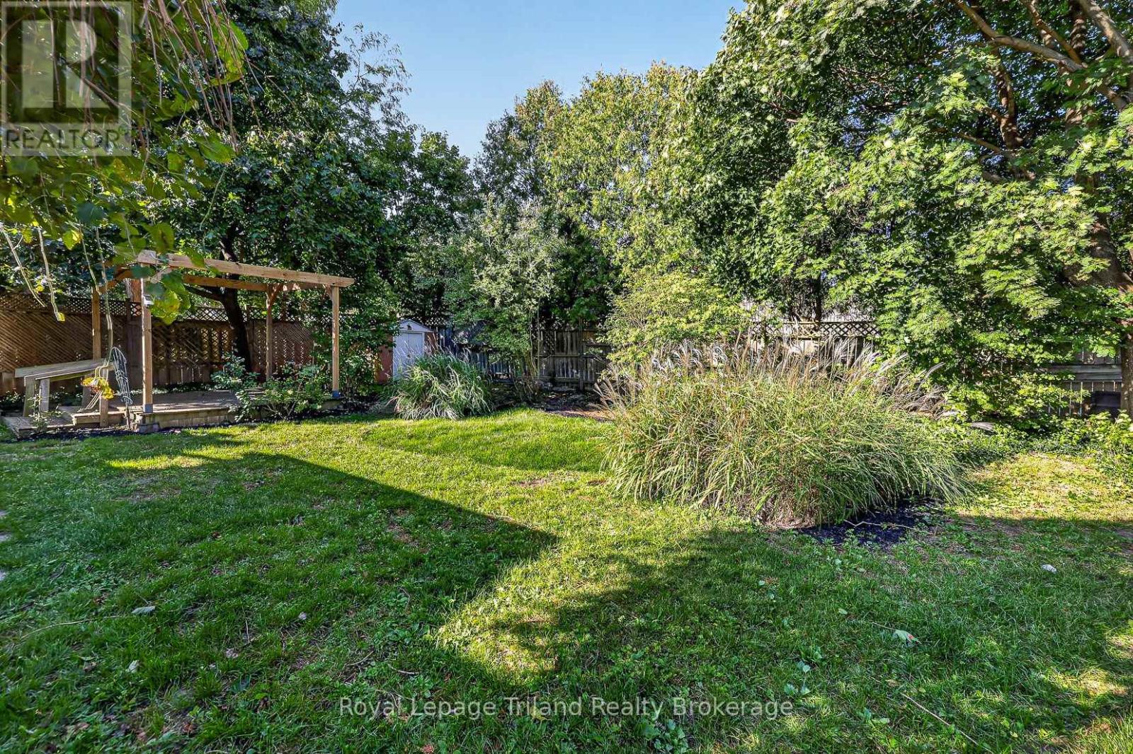 43 Dundee Court, London South (South G), Ontario  N6C 5E4 - Photo 45 - X13831286