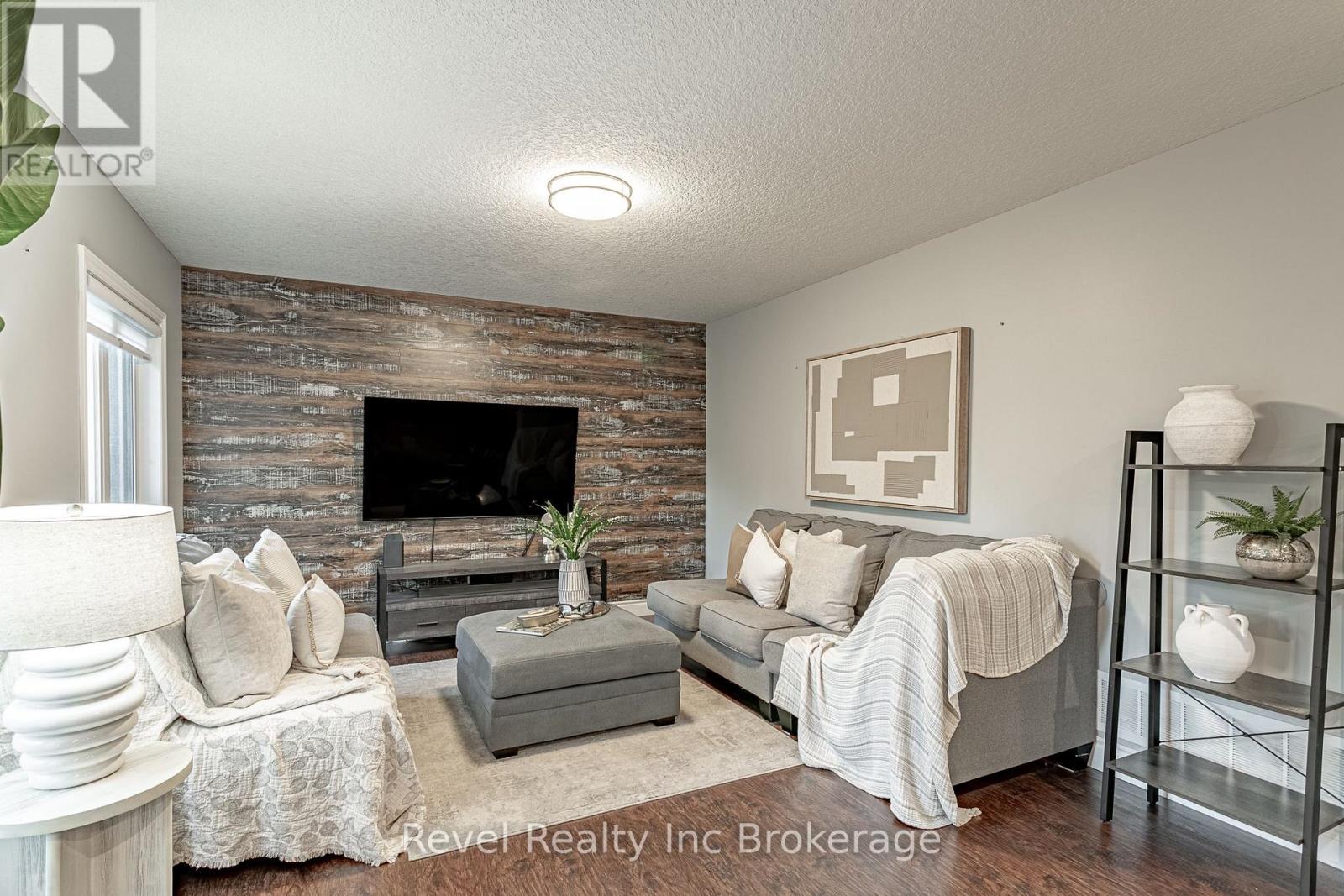 53 Applewood Street, Blandford-Blenheim (Plattsville), Ontario  N0J 1S0 - Photo 13 - X13833616