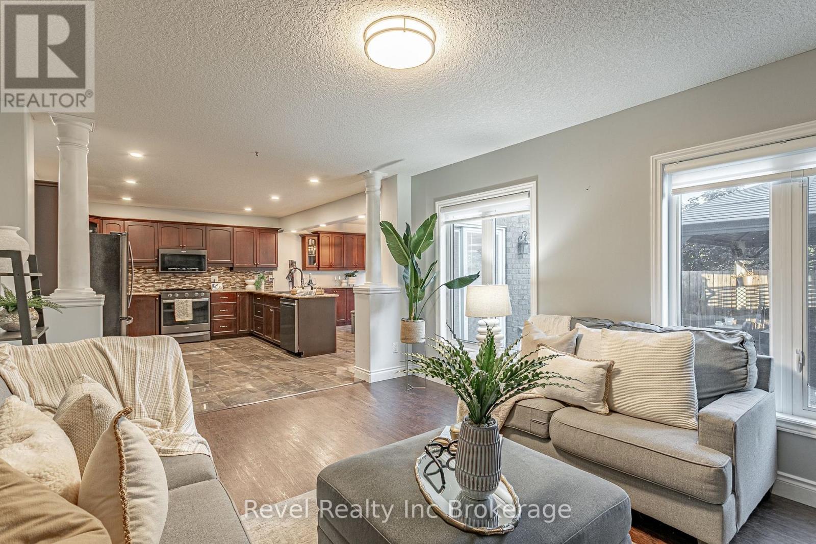 53 Applewood Street, Blandford-Blenheim (Plattsville), Ontario  N0J 1S0 - Photo 15 - X13833616