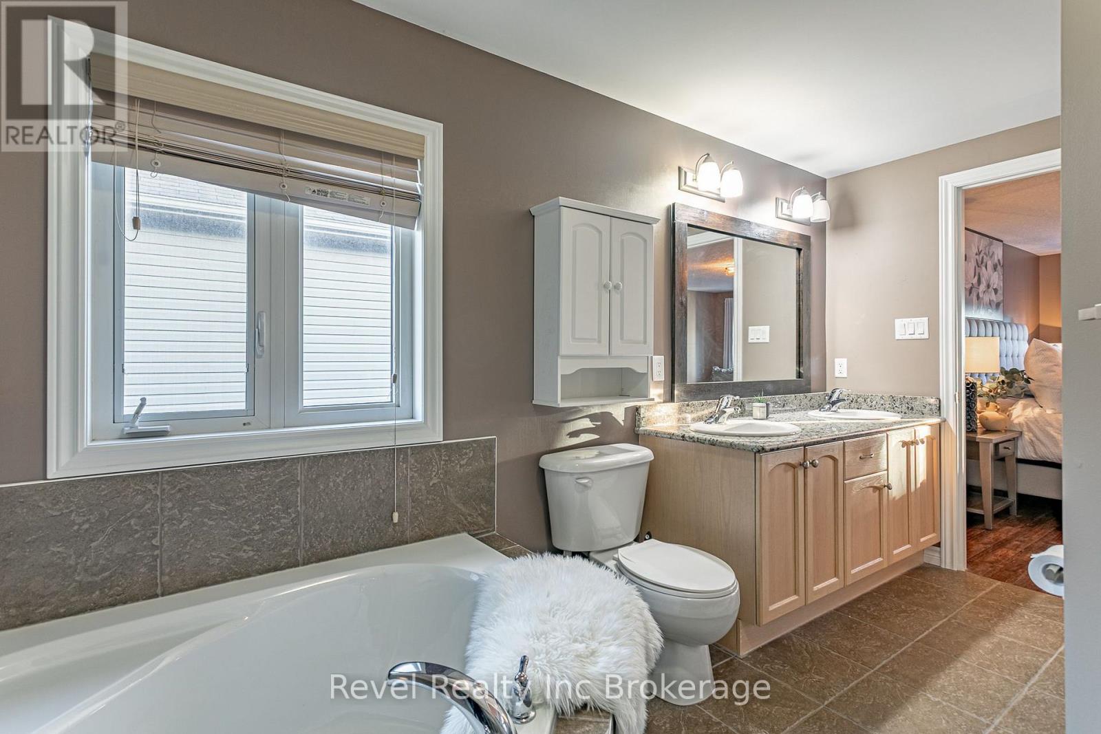 53 Applewood Street, Blandford-Blenheim (Plattsville), Ontario  N0J 1S0 - Photo 26 - X13833616
