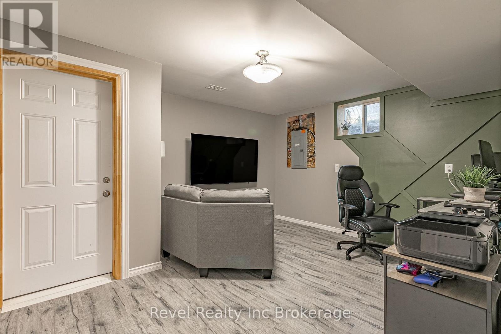 53 Applewood Street, Blandford-Blenheim (Plattsville), Ontario  N0J 1S0 - Photo 32 - X13833616