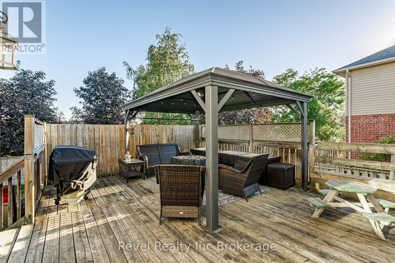 53 Applewood Street, Blandford-Blenheim (Plattsville), Ontario  N0J 1S0 - Photo 38 - X13833616
