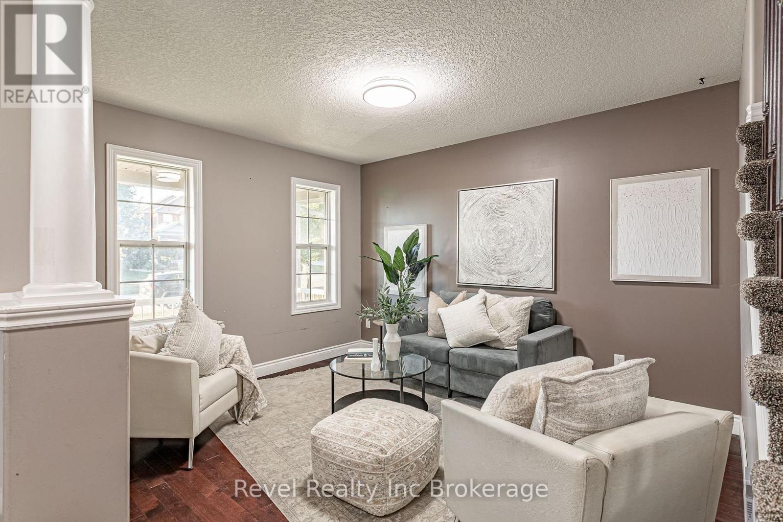 53 Applewood Street, Blandford-Blenheim (Plattsville), Ontario  N0J 1S0 - Photo 4 - X13833616