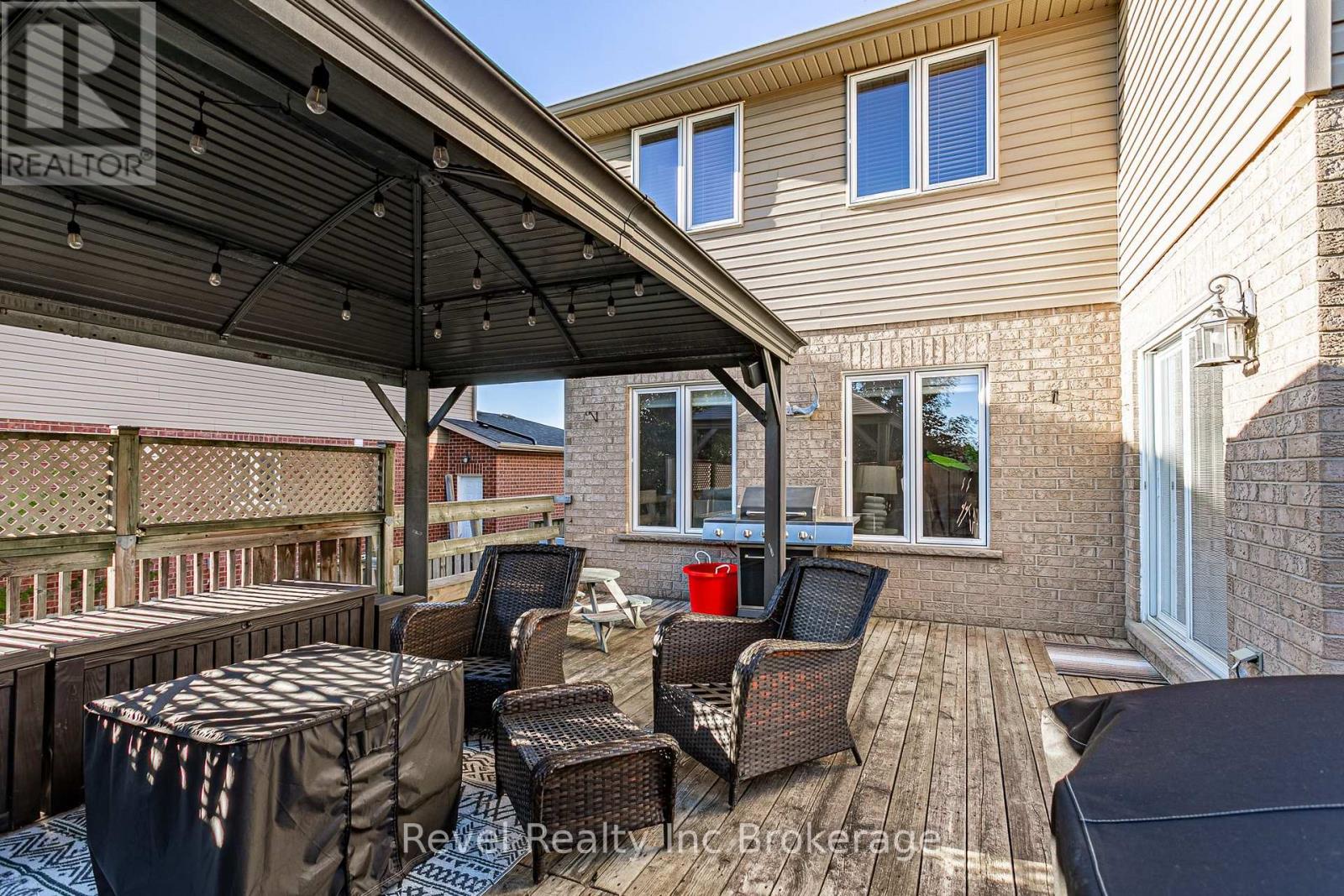 53 Applewood Street, Blandford-Blenheim (Plattsville), Ontario  N0J 1S0 - Photo 40 - X13833616