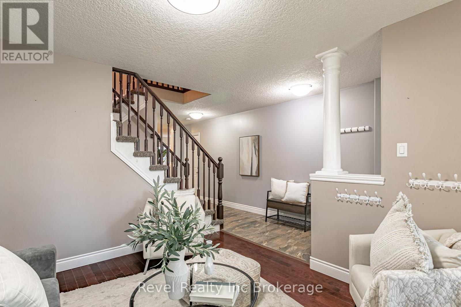 53 Applewood Street, Blandford-Blenheim (Plattsville), Ontario  N0J 1S0 - Photo 7 - X13833616