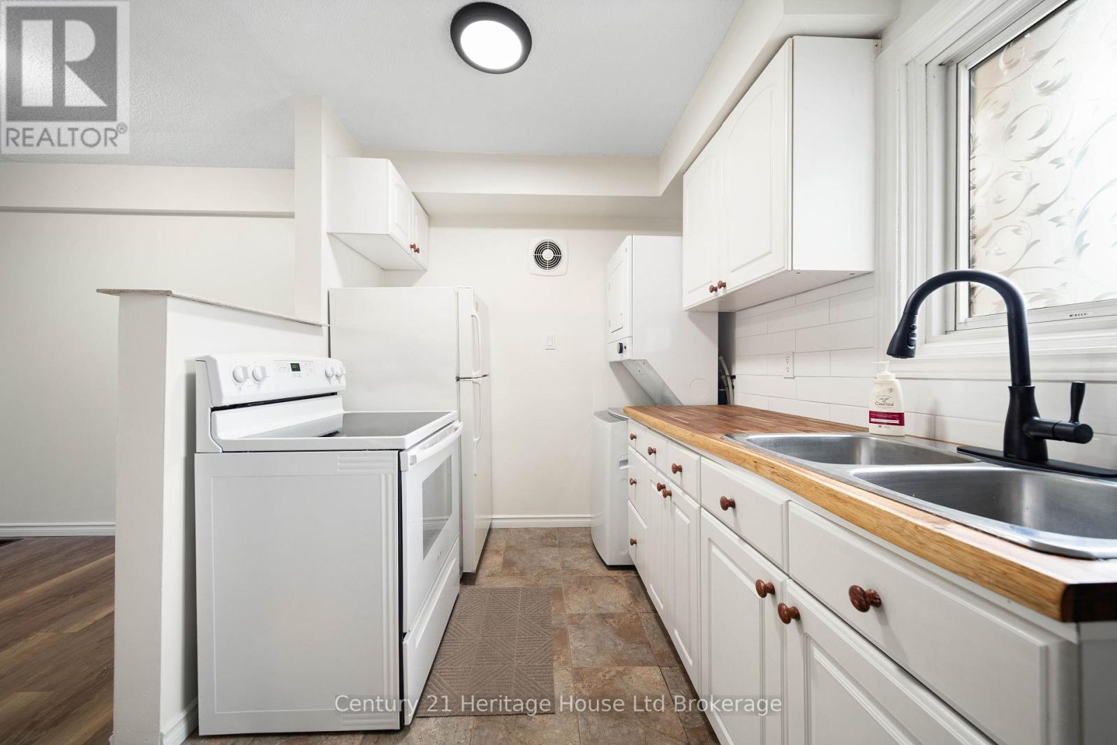 130 - 1090 Kipps Lane, London East (East A), Ontario  N5Y 1V4 - Photo 5 - X13835276