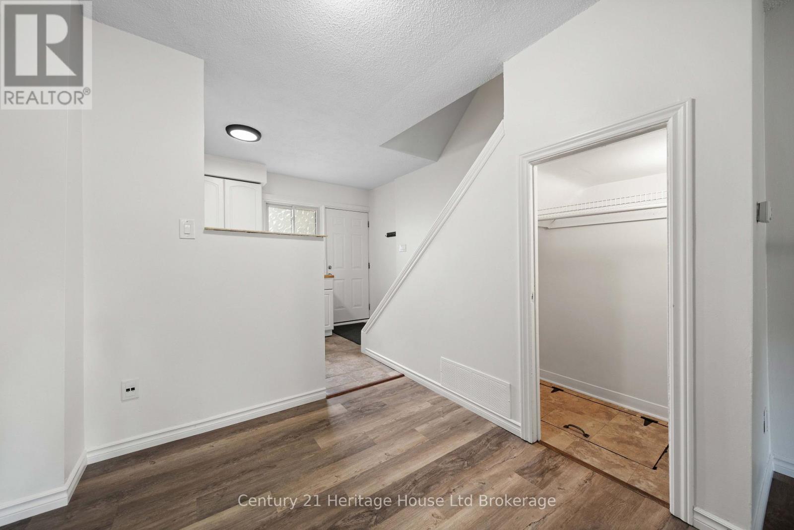 130 - 1090 Kipps Lane, London East (East A), Ontario  N5Y 1V4 - Photo 6 - X13835276