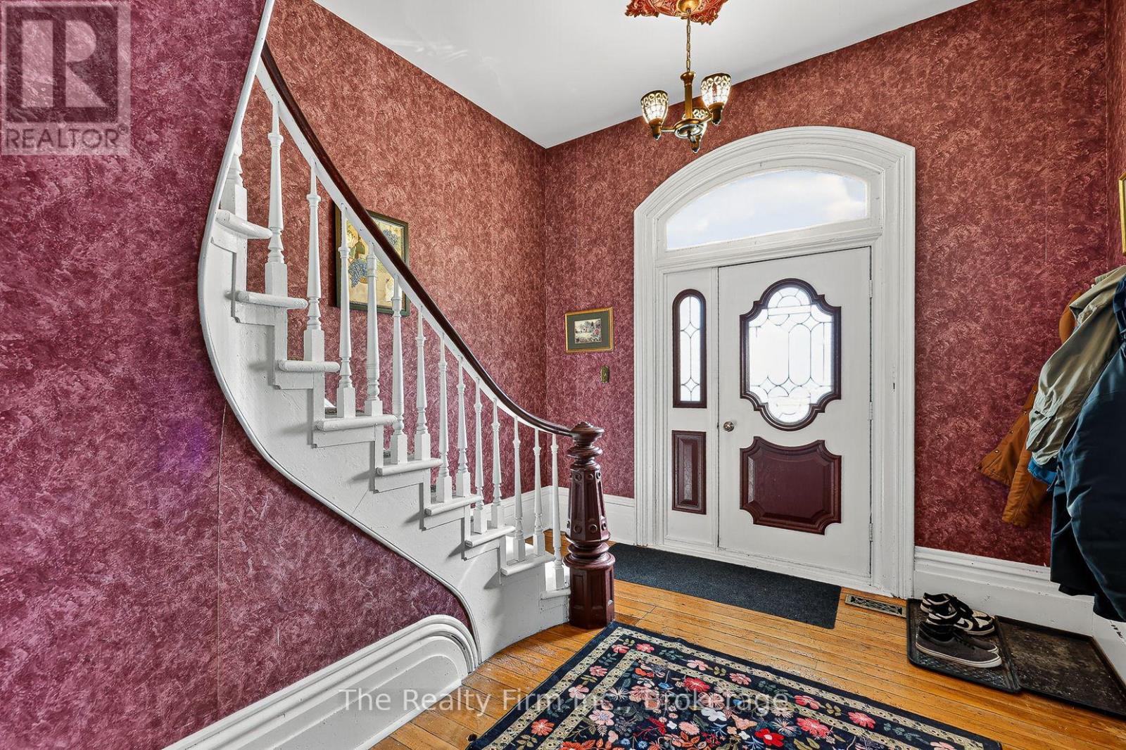 12 Stover Street S, Norwich (Norwich Town), Ontario  N0J 1P0 - Photo 4 - X13838018