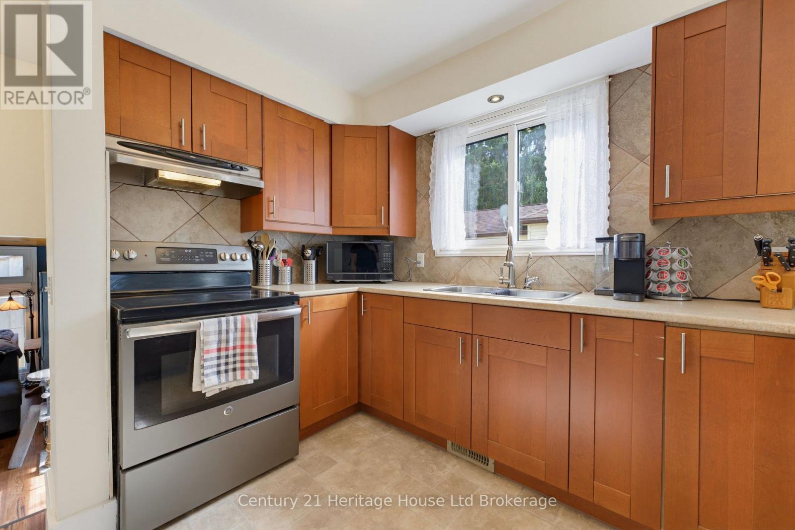164 Sydenham Street, Woodstock (Woodstock - North), Ontario  N4S 7B6 - Photo 12 - X13841202