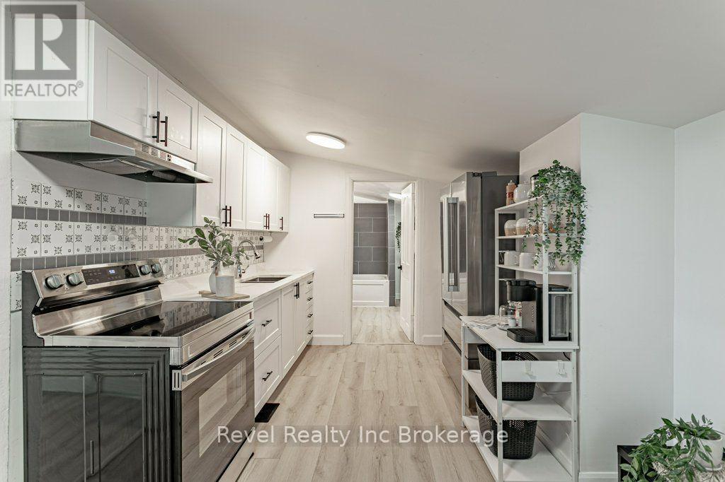 17 Dover Street, Woodstock (Woodstock - South), Ontario  N4S 3L7 - Photo 14 - X13842144