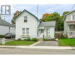 17 DOVER STREET, woodstock (woodstock - south), Ontario